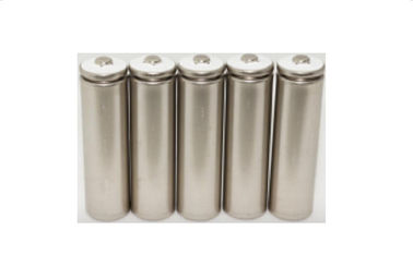 Energie-Art Energie-Dichte 3.2V LiFePO4 Batterie-26650P 2400mAh zylinderförmig