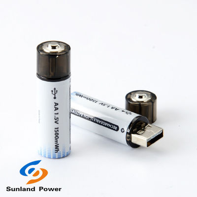 Wiederaufladbare 1.5V AA Lithium-Ionen-Batterie mit USB-Konnektor Typ C