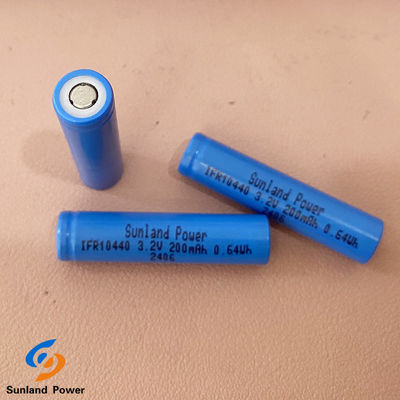 Wiederaufladbare Lithiumbatterie IFR10440 AAA 3.2V LiFePO4 200mAh Zelle Flat Cap