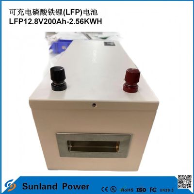 12V 200AH LiFePO4-Batterie mit UN38.3 MSDS UL1642 Zertifikat Kontinuierliche Belastung 100A LCD-Display