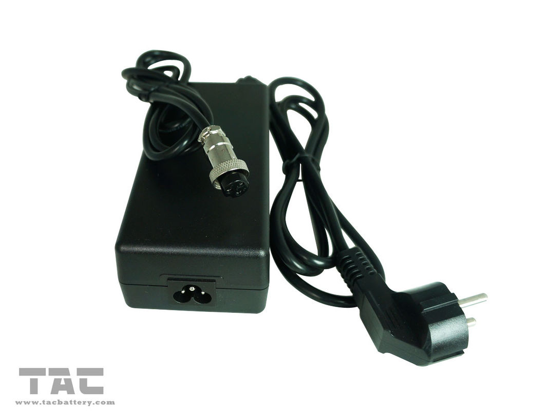 Hot Sale 36V / 43.8V tragbare Batterieladegeräte, Motorrad-Batterieladegeräte